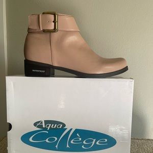Aqua College waterproof leather boots in Blush